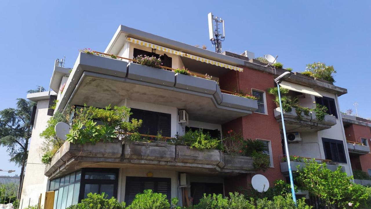 Bed and Breakfast Nero Basalto Azzurro Mare Aci Castello Zewnętrze zdjęcie